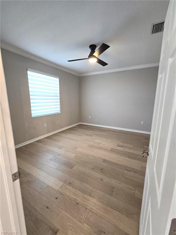9163 Woodhurst Dr Property Photo 9