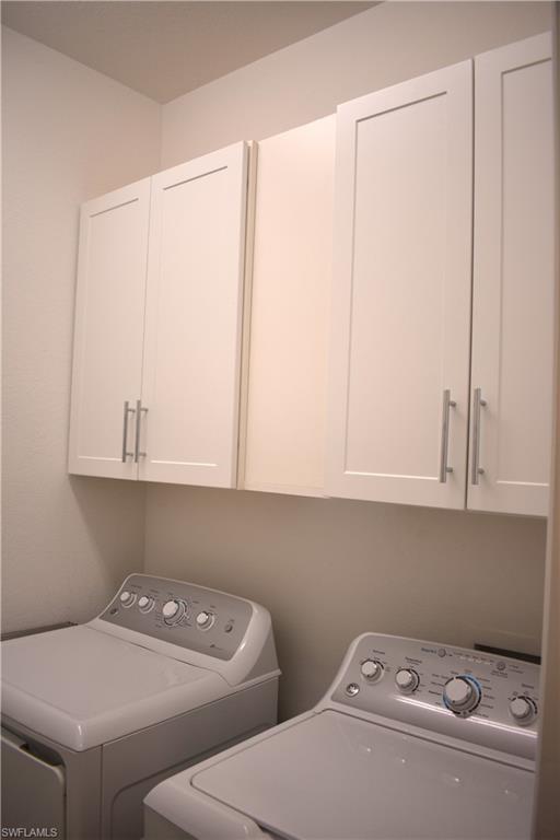 9163 Woodhurst Dr Property Photo 22