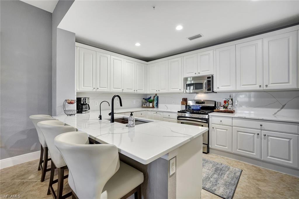 9270 Campanile Cir 102 Property Photo 6