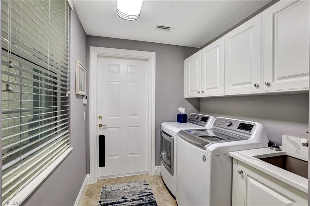 9270 Campanile Cir 102 Property Photo 21