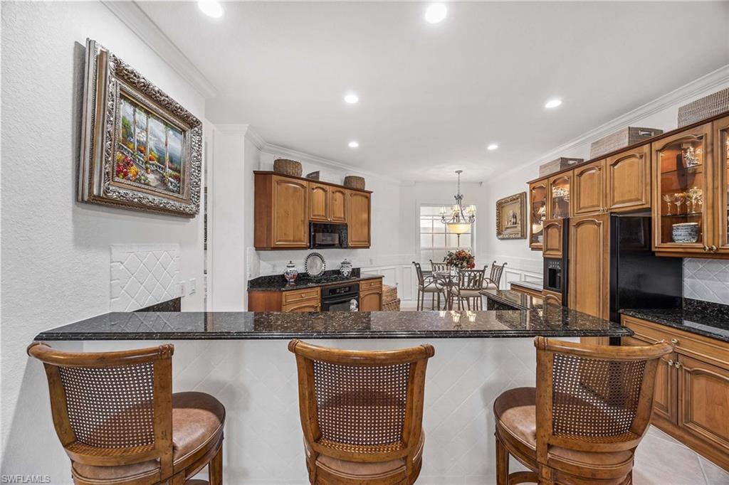 9255 Museo Cir # 103 Property Photo 8