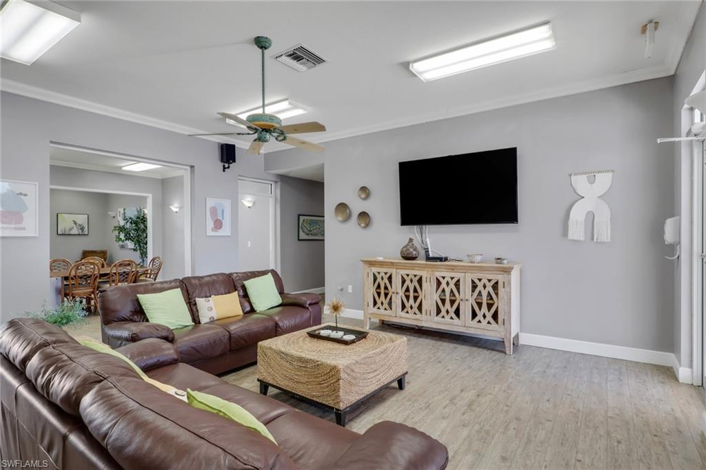 14801 Park Lake Dr 104 Property Photo 32