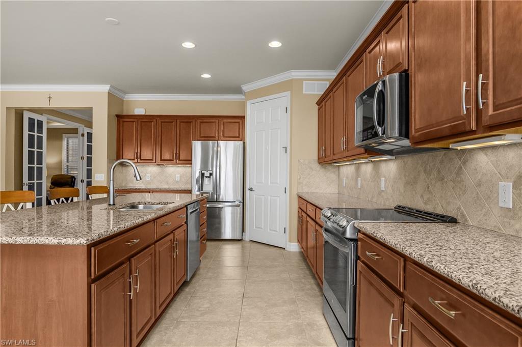 6148 Victory Dr Property Photo 17