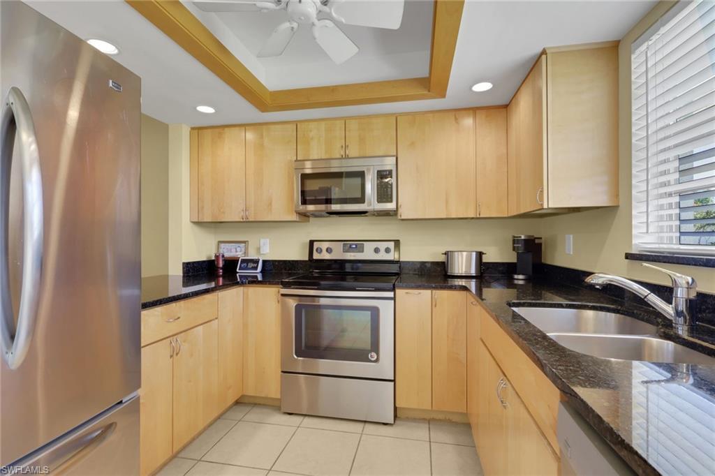 315 Saint Andrews Blvd C5 Property Photo 5