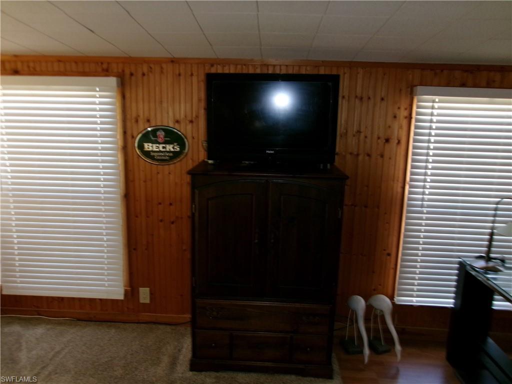 2 Monaco Ter Property Photo 8
