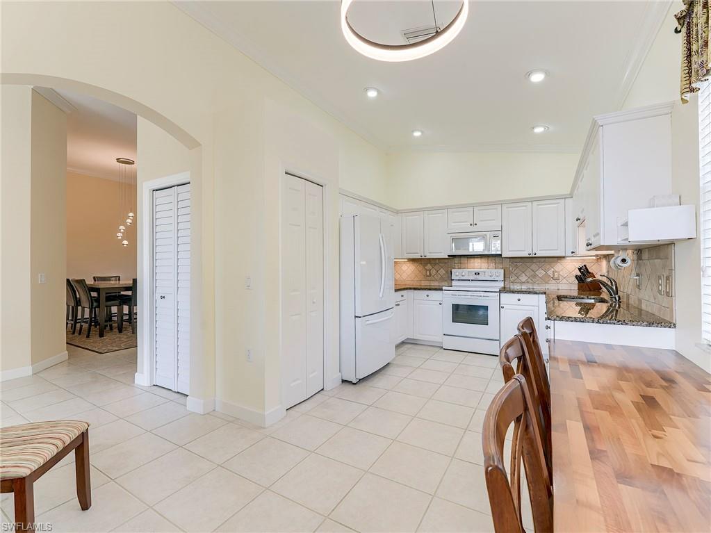 3000 Meandering Way 201 Property Photo 18