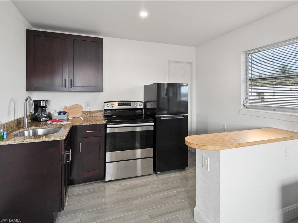 107 East Ave Property Photo 15
