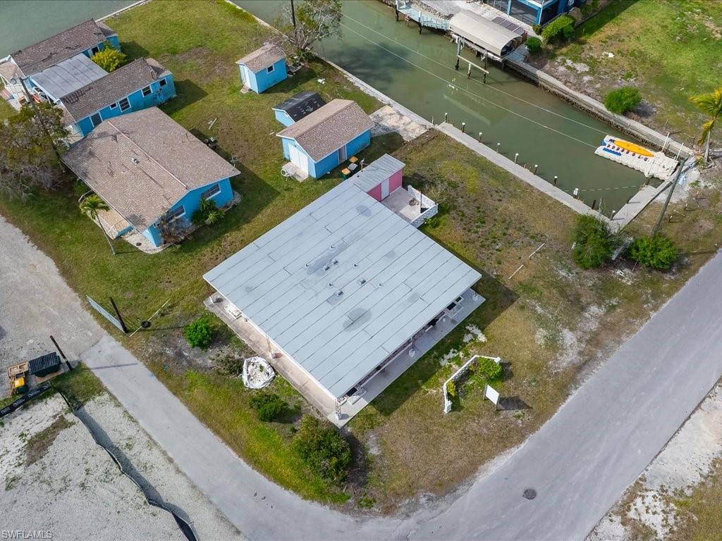 107 East Ave Property Photo 21