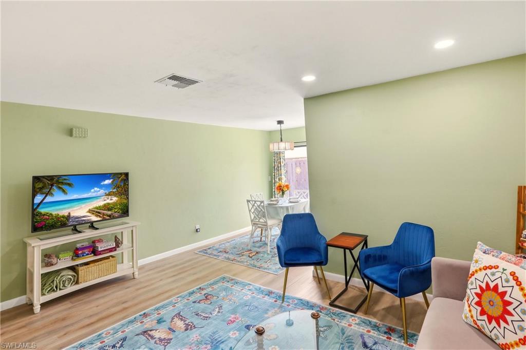 13144 Inglenook Ct Property Photo 4