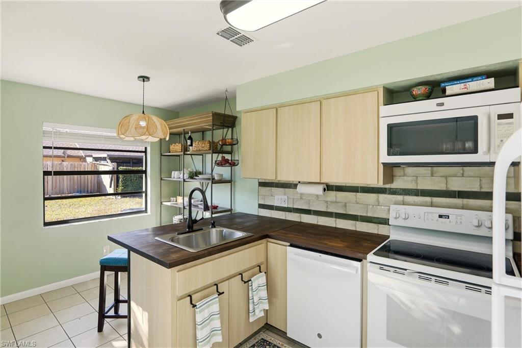 13144 Inglenook Ct Property Photo 8