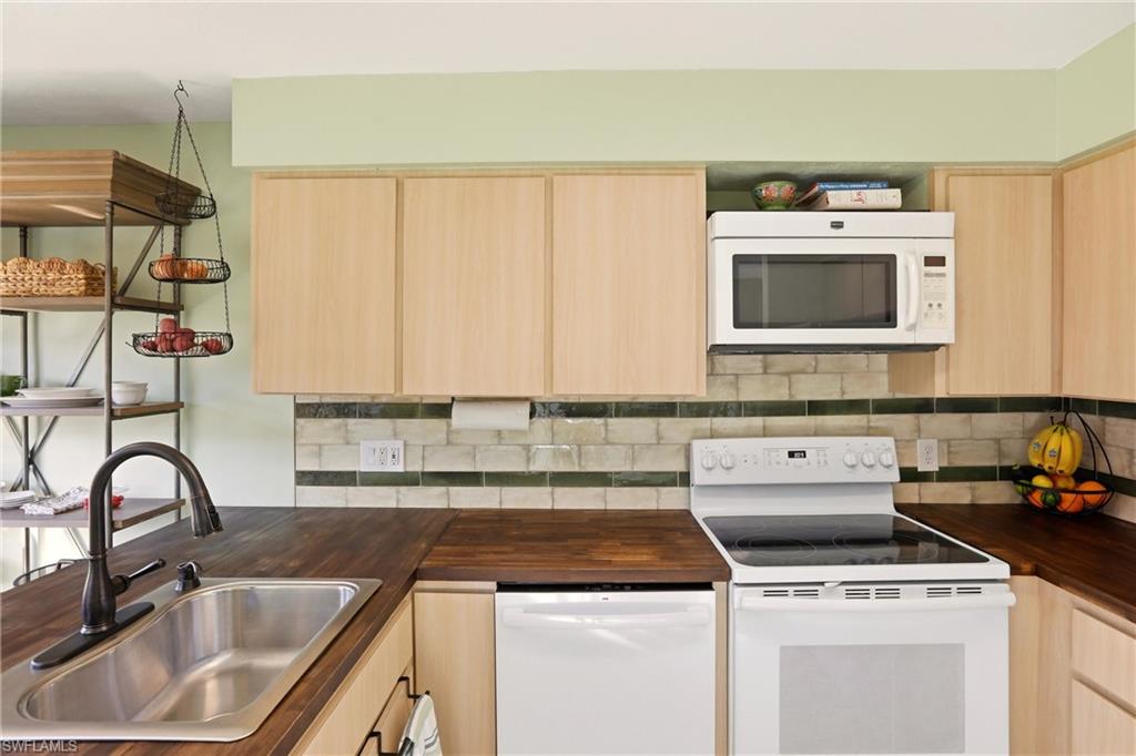 13144 Inglenook Ct Property Photo 9