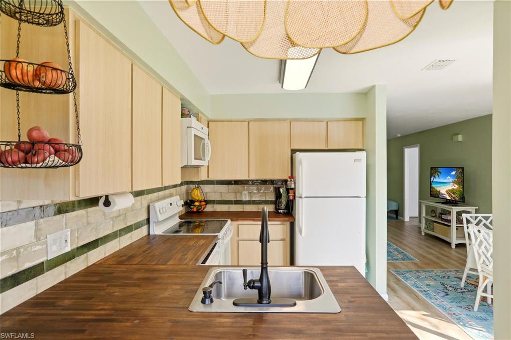 13144 Inglenook Ct Property Photo 13