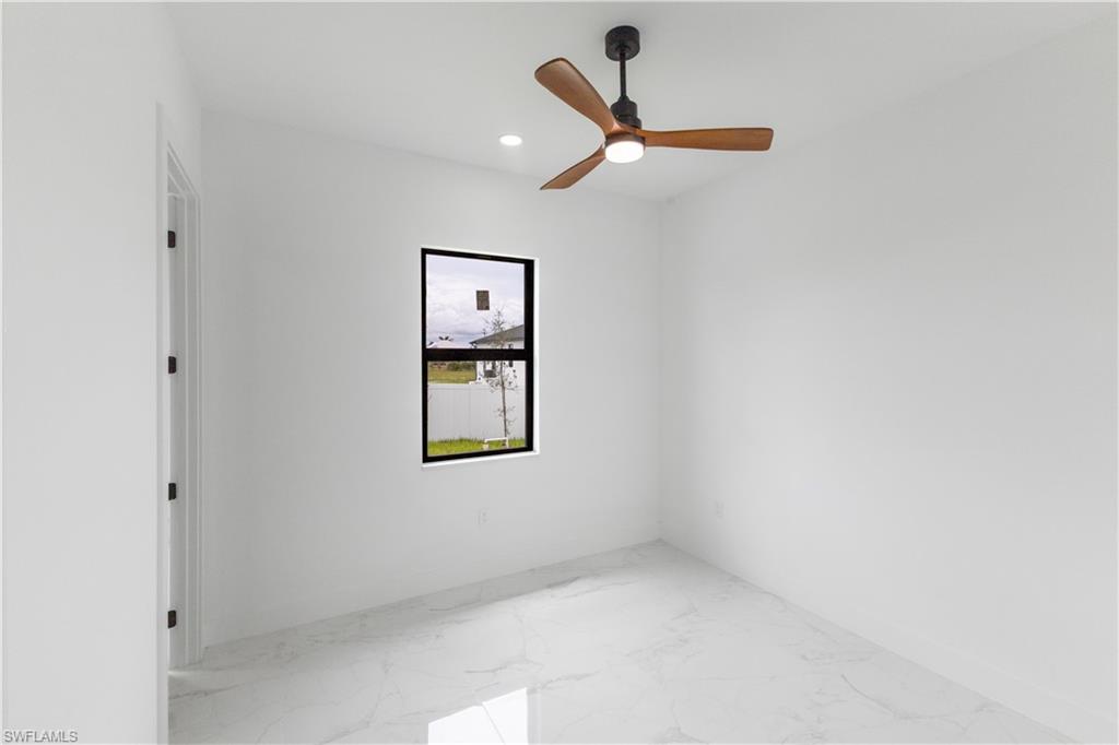 226006686 Property Photo 23