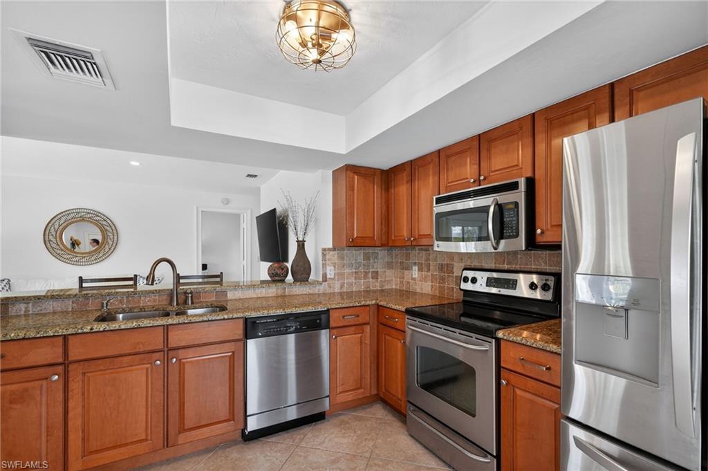 523 Club Side Dr 2-523 Property Photo 8