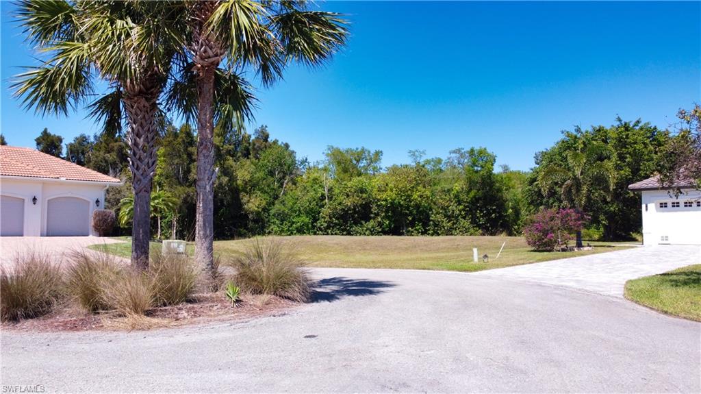 18163 Baywood Dr Property Photo 3