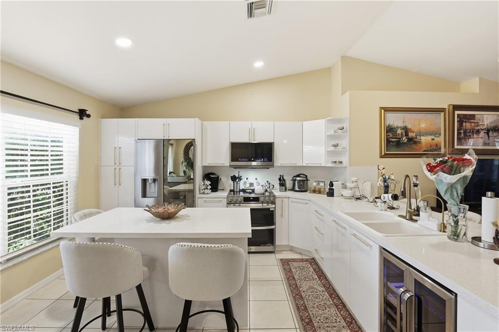 2207 28th St Property Photo 6