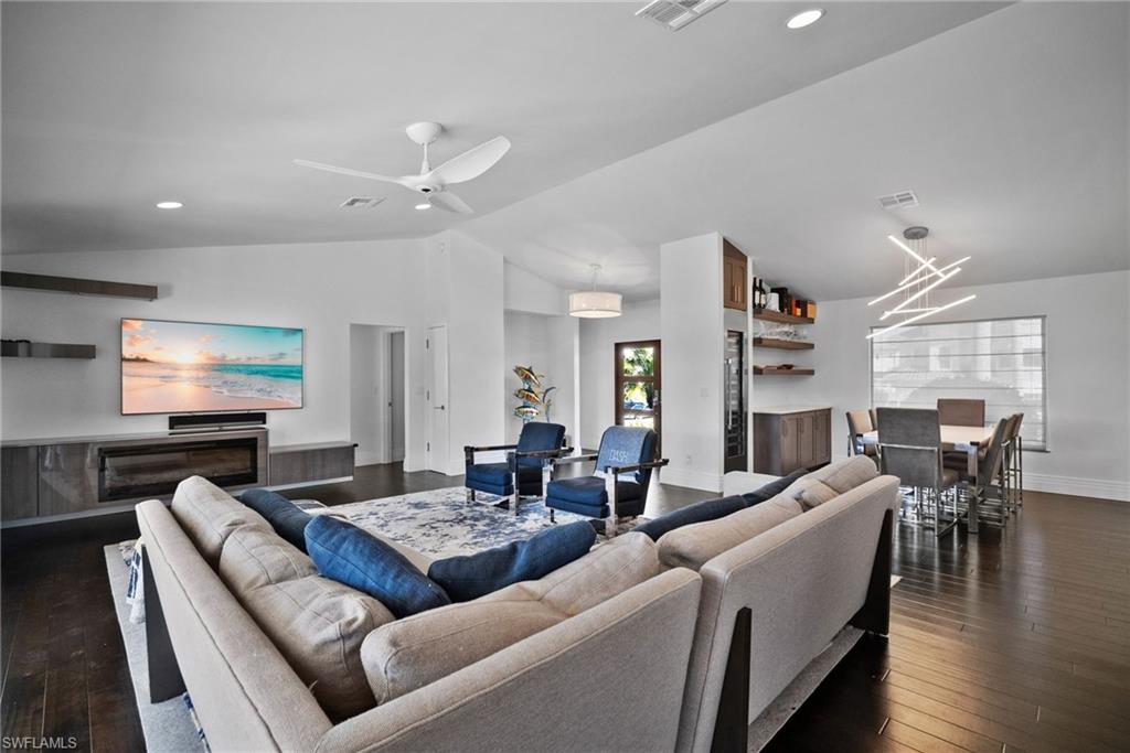 266 Egret Ave Property Photo 12