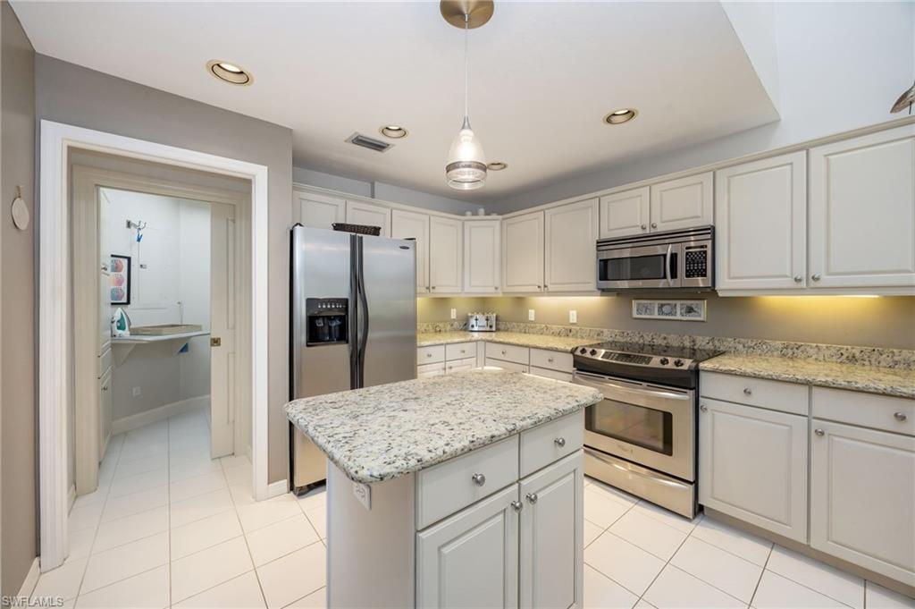 158 Cypress View Dr 158 Property Photo 10