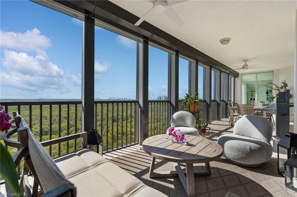 445 Cove Tower Dr 1001 Property Photo 3