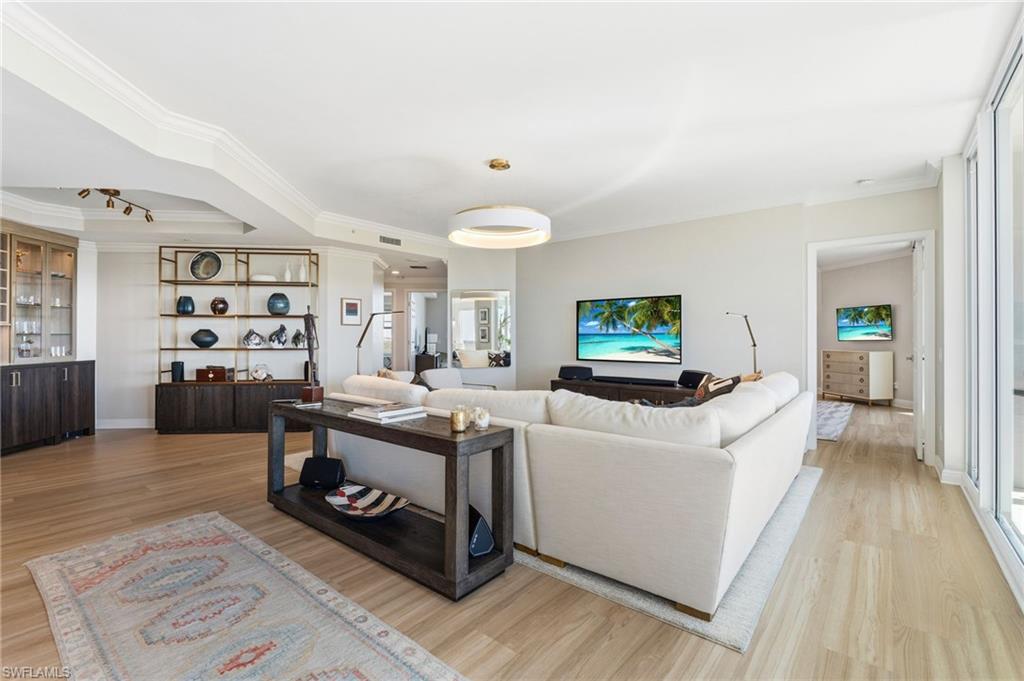 445 Cove Tower Dr 1001 Property Photo 5