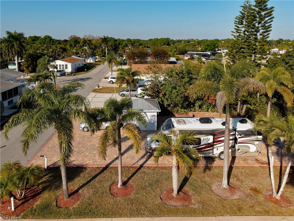 10337 Nightwood Dr. Property Photo 32