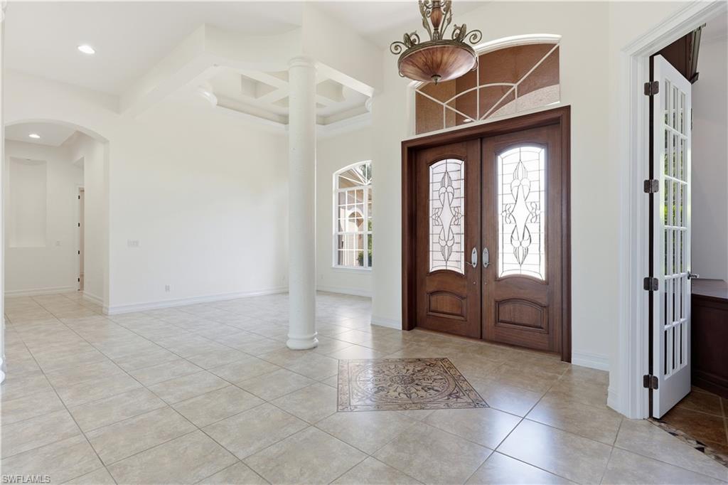 1687 Persimmon Dr Property Photo 10