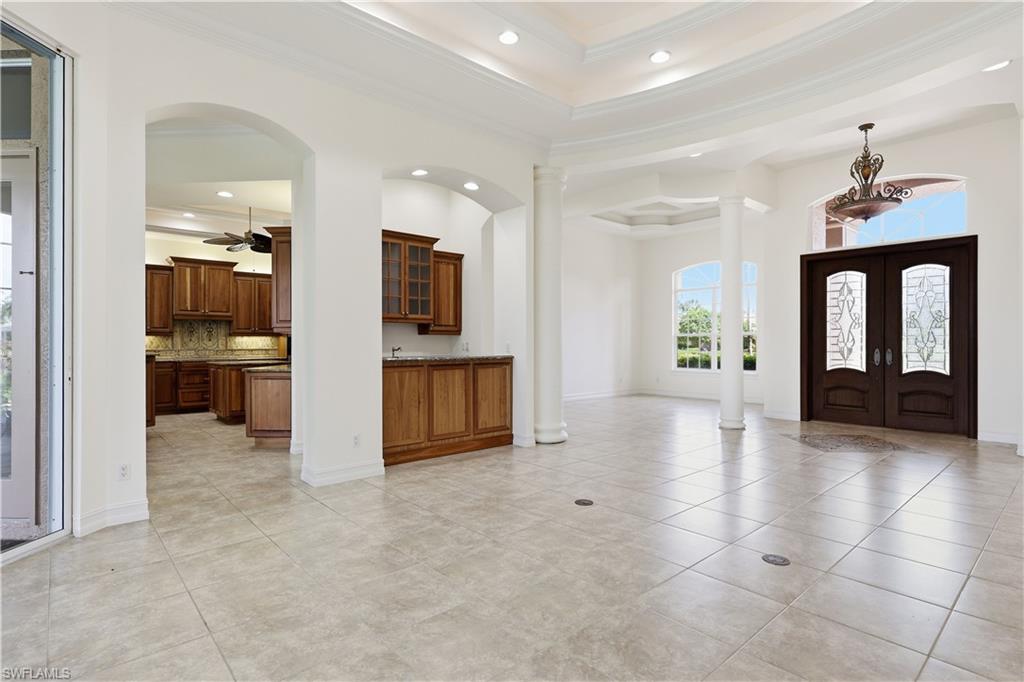 1687 Persimmon Dr Property Photo 13