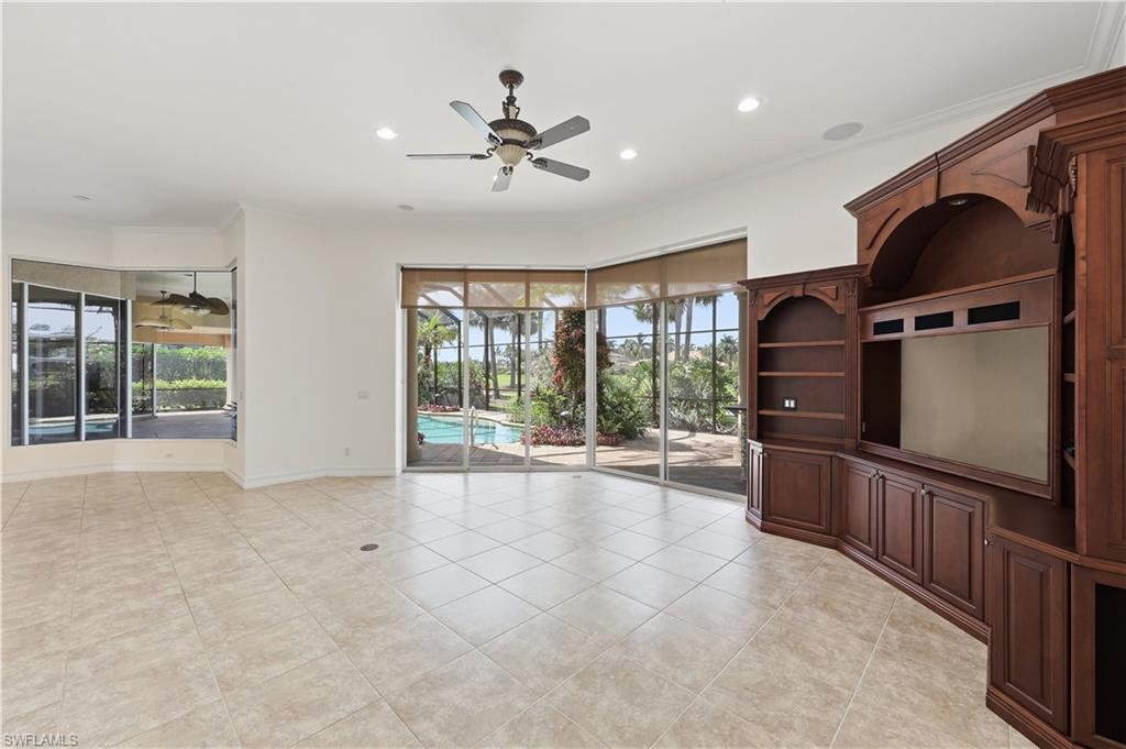 1687 Persimmon Dr Property Photo 25