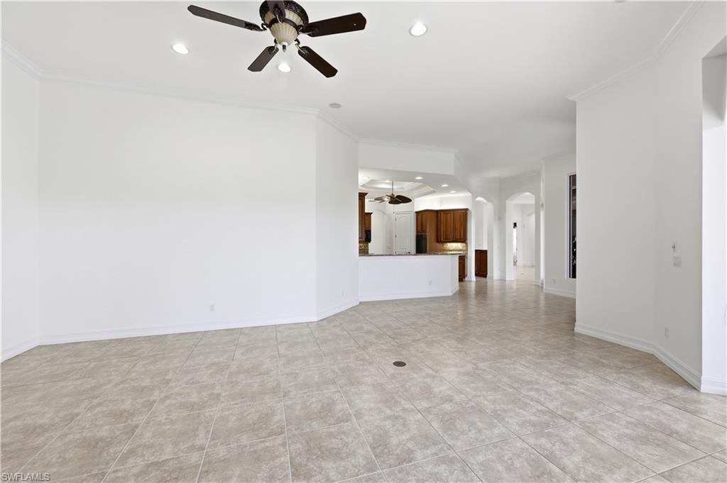 1687 Persimmon Dr Property Photo 26