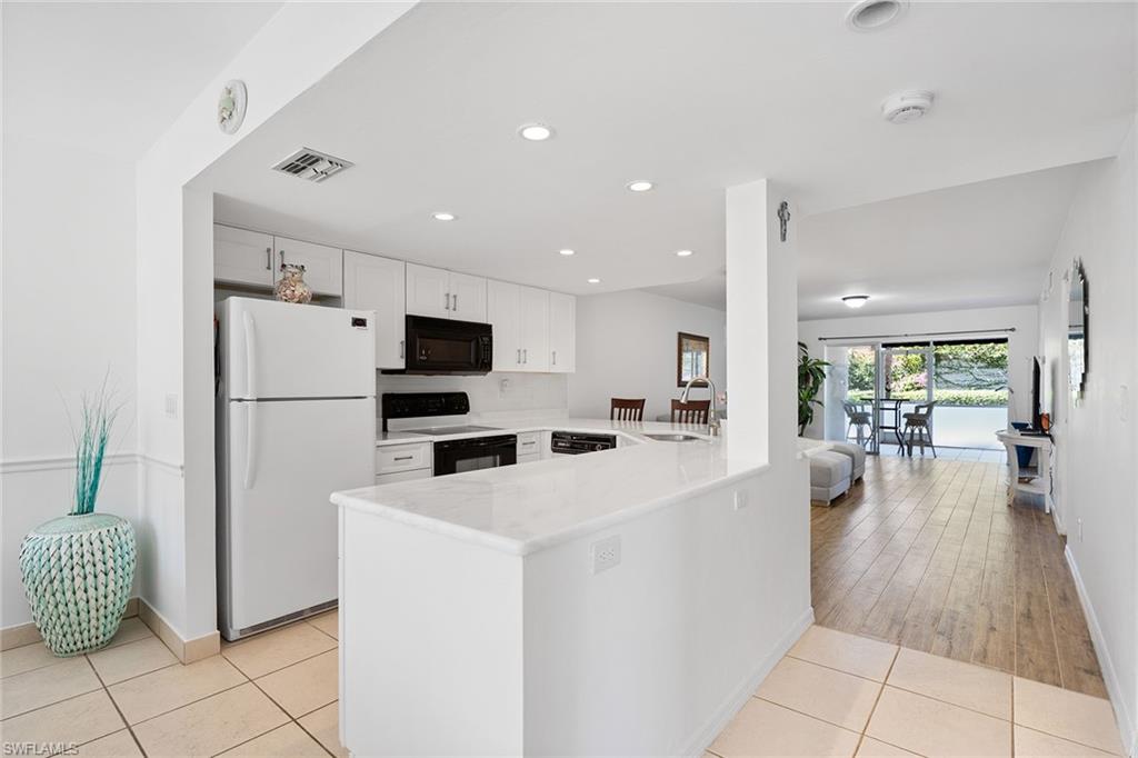 821 Gulf Pavilion Dr 106 Property Photo 7