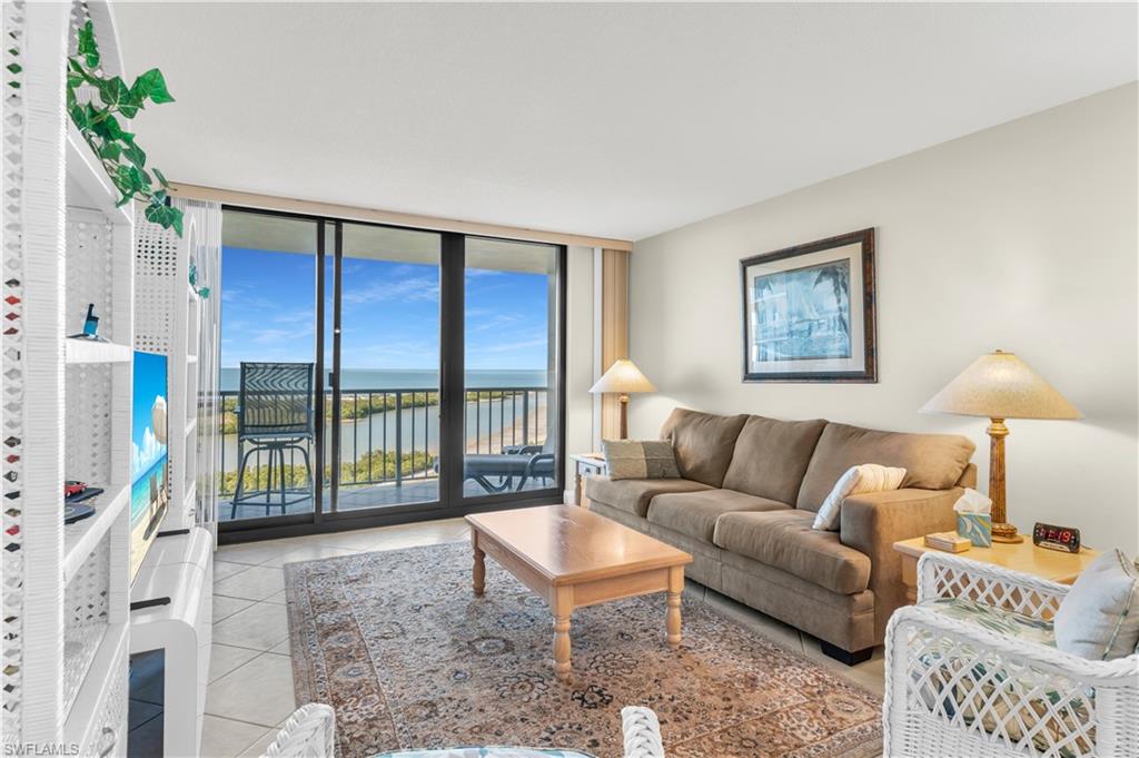 440 Seaview Ct # 1202 Property Photo 9