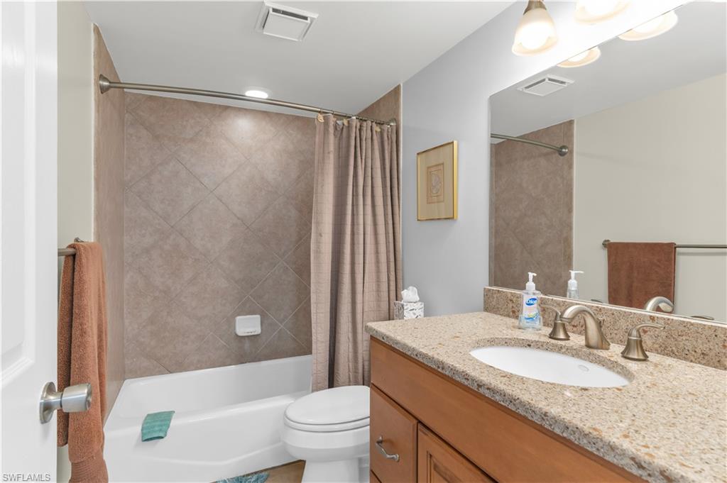 440 Seaview Ct # 1202 Property Photo 12