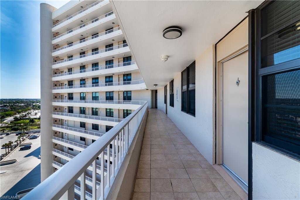 440 Seaview Ct # 1202 Property Photo 16