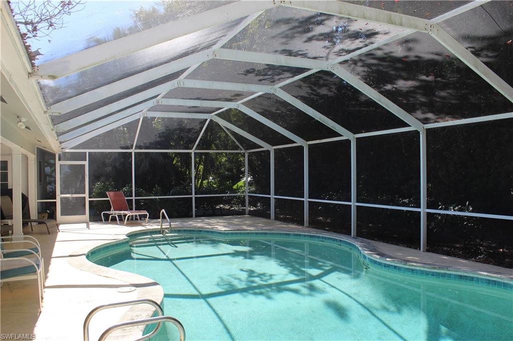 606 Park Shore Dr Property Photo 26