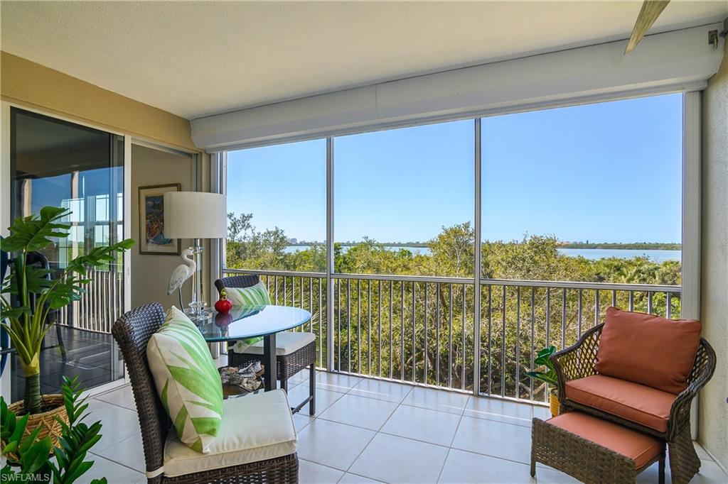 133 Vintage Bay Dr 14 Property Photo 22