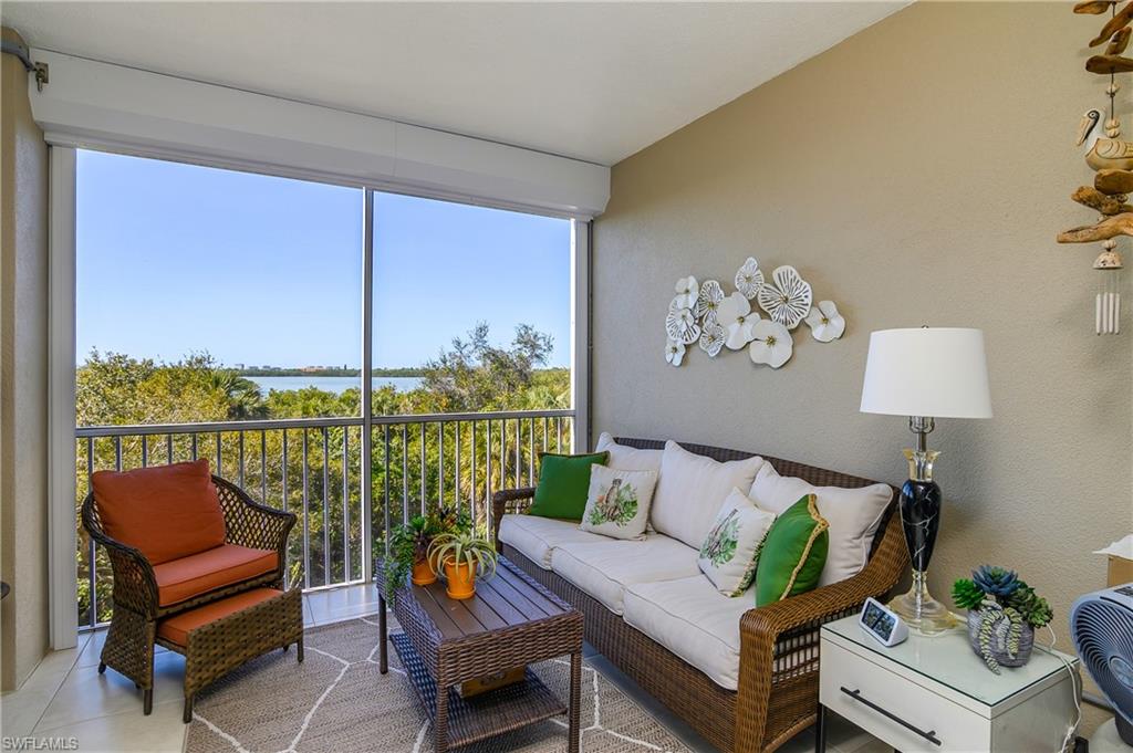 133 Vintage Bay Dr 14 Property Photo 24
