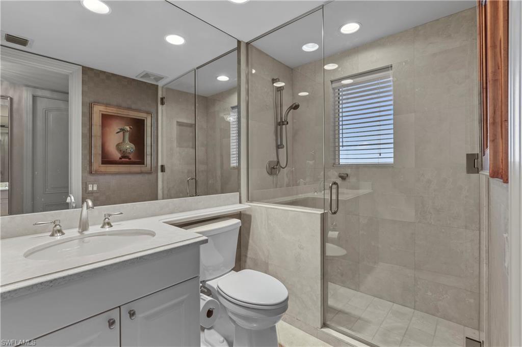 4875 Pelican Colony Blvd # 2004 Property Photo 16