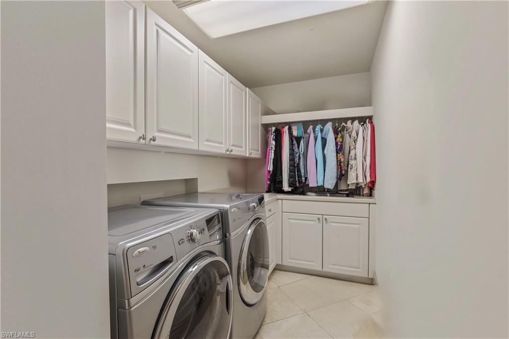 4875 Pelican Colony Blvd # 2004 Property Photo 27
