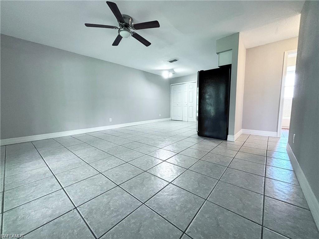 5476 / 5478 Avenue C Property Photo 6