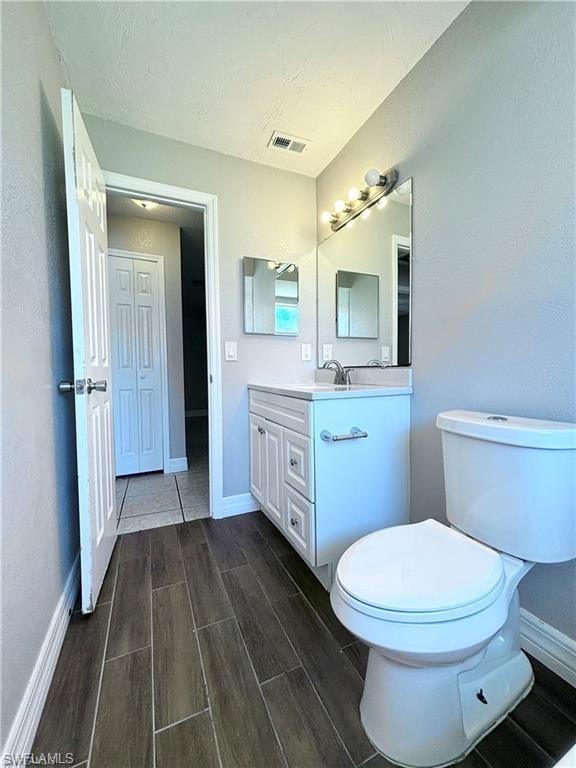 5476 / 5478 Avenue C Property Photo 10