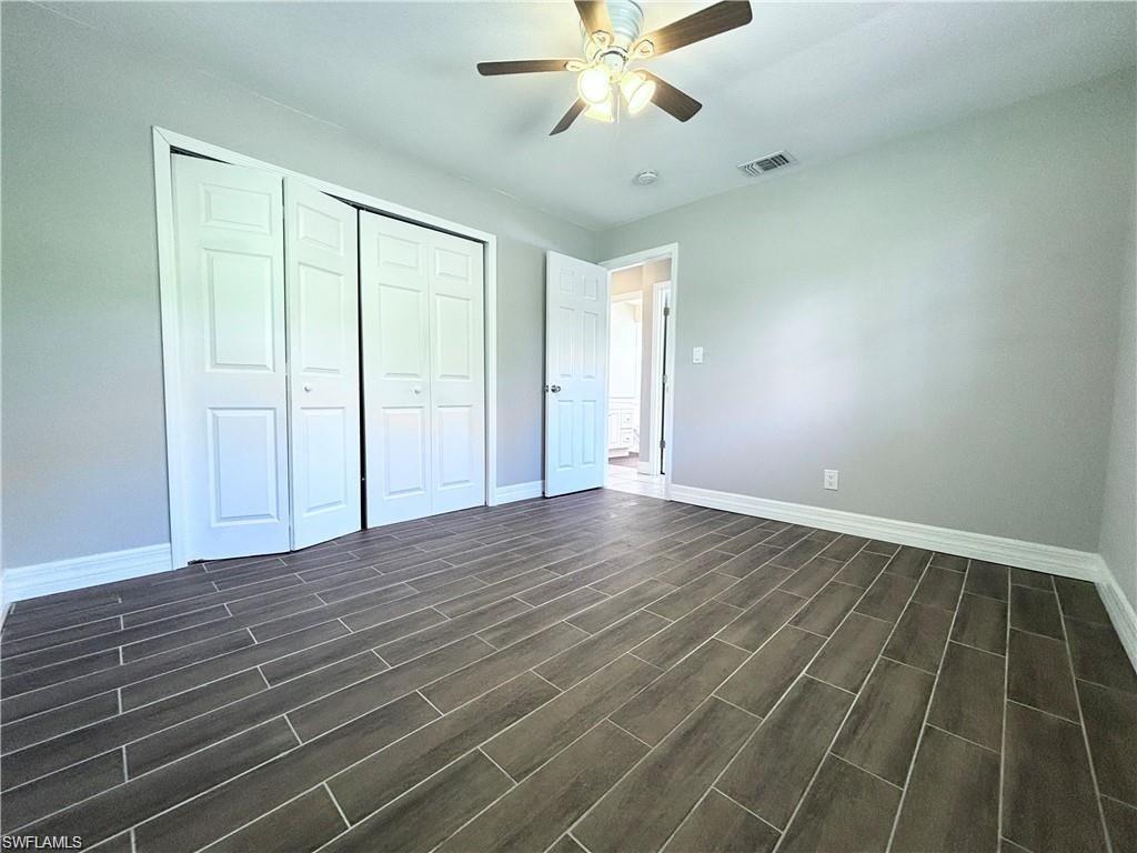 5476 / 5478 Avenue C Property Photo 12