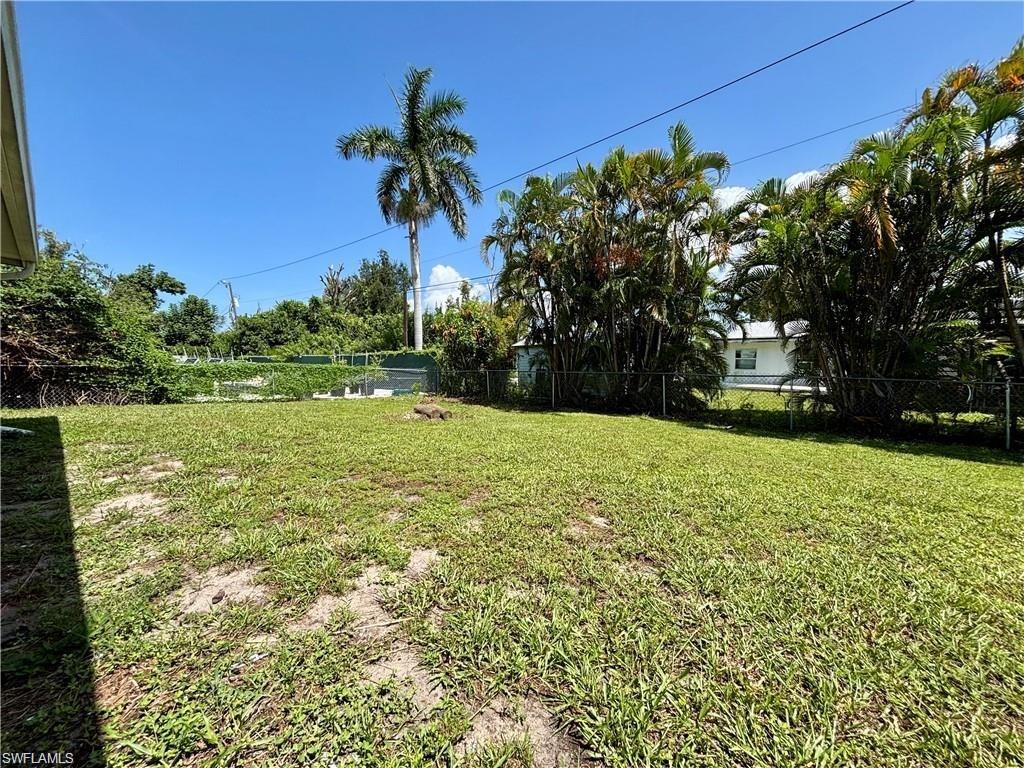 5476 / 5478 Avenue C Property Photo 24
