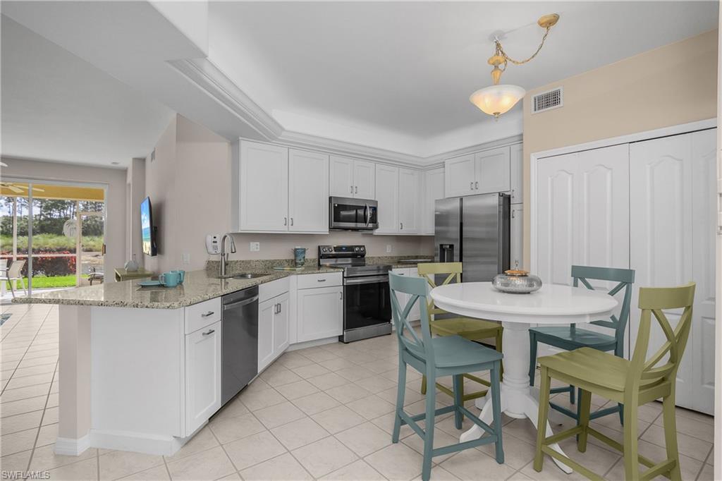 226007682 Property Photo 3