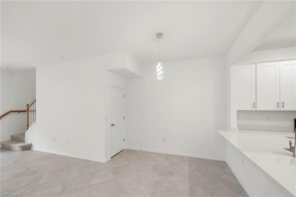 2827 Blossom Way Property Photo 4