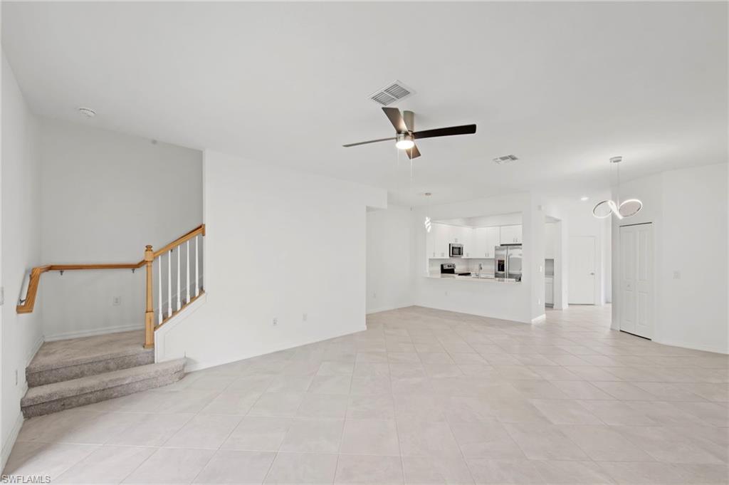 2827 Blossom Way Property Photo 7