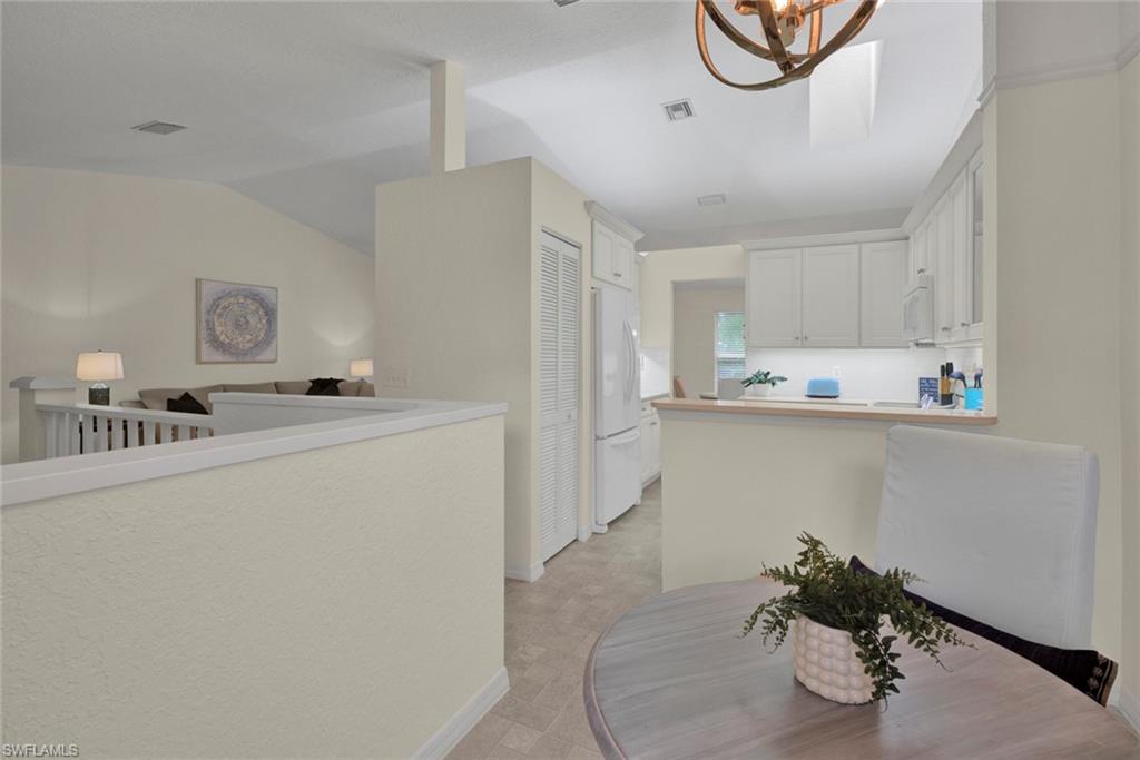 386 Emerald Bay Cir G-4 Property Photo 5