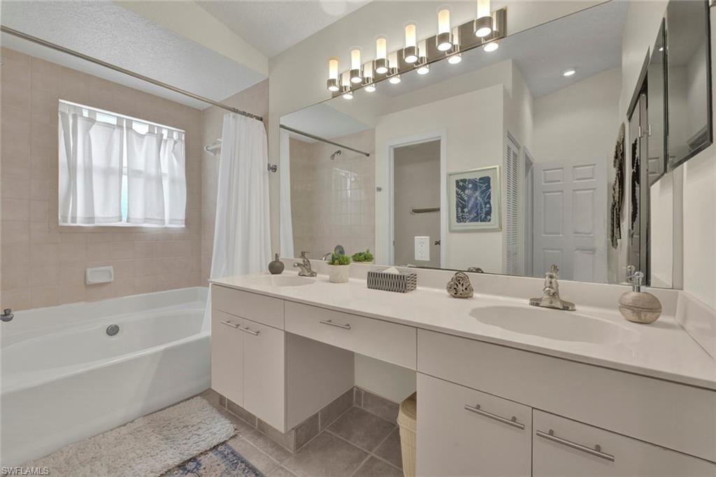 386 Emerald Bay Cir G-4 Property Photo 10