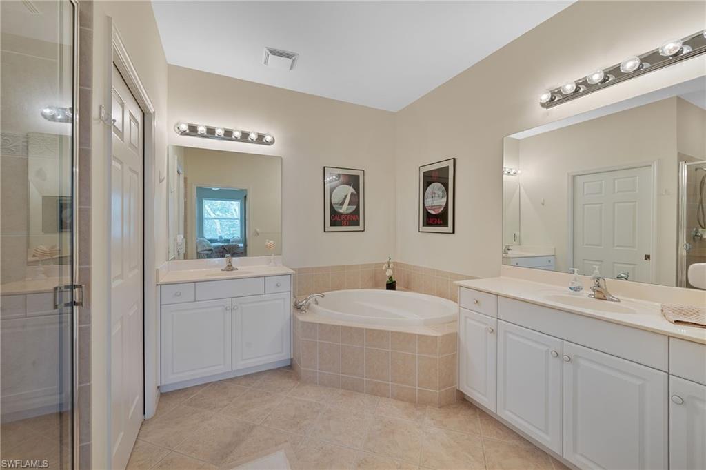 3993 Bishopwood Ct E 9-204 Property Photo 11