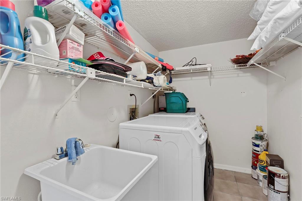 605 Squire Cir 103 Property Photo 16