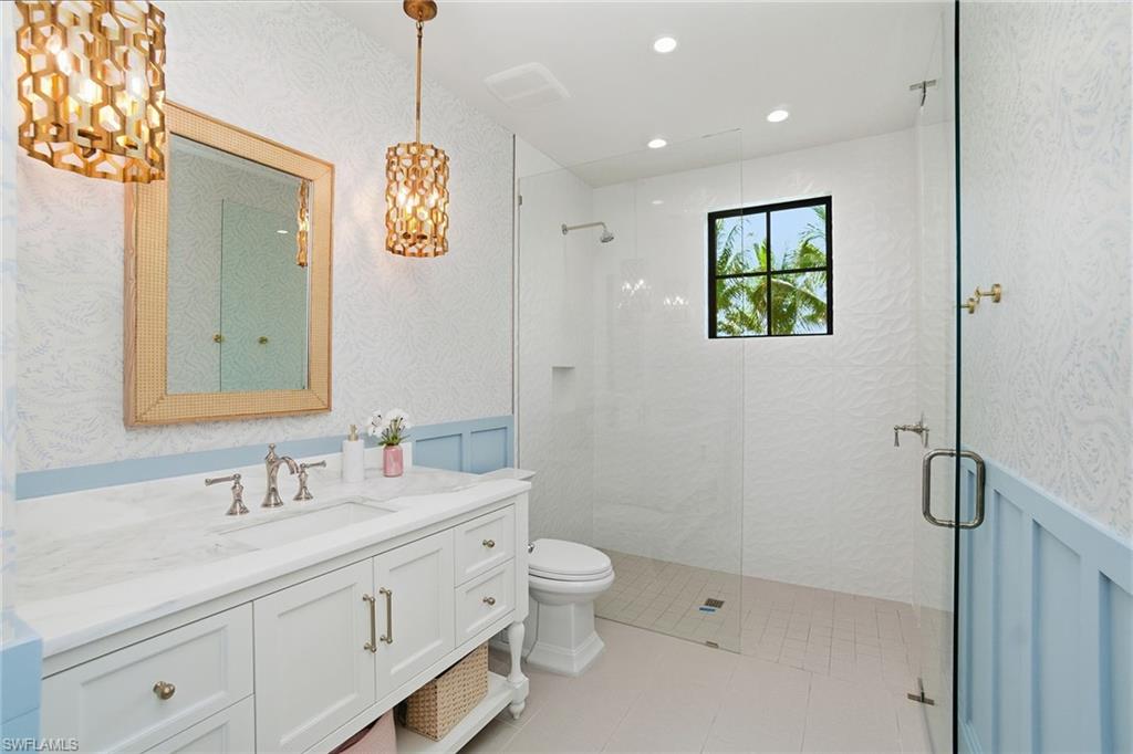 325 Cocohatchee Blvd Property Photo 23